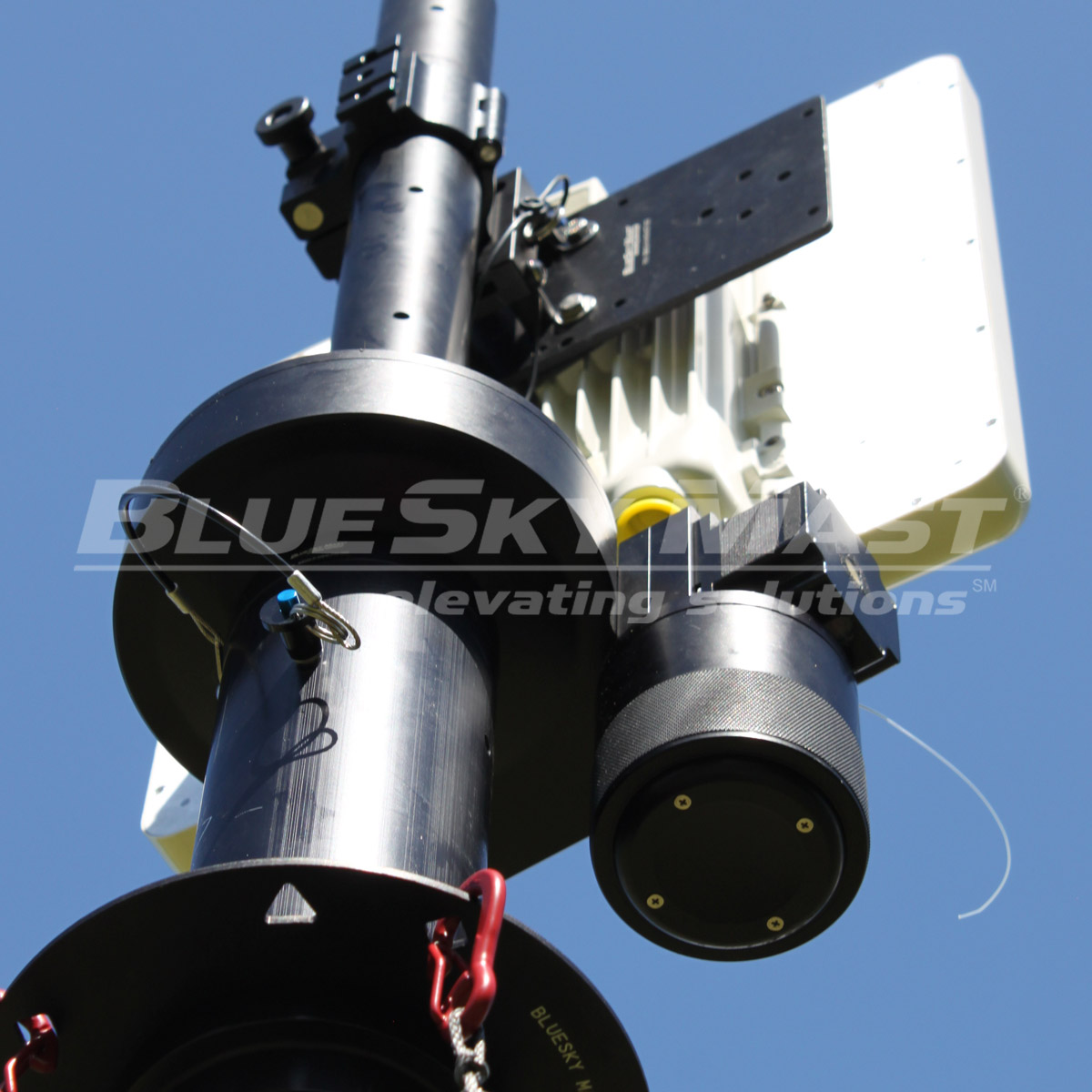 BlueSky Mast with tactical radio and wireless data payload, Tactical Communications