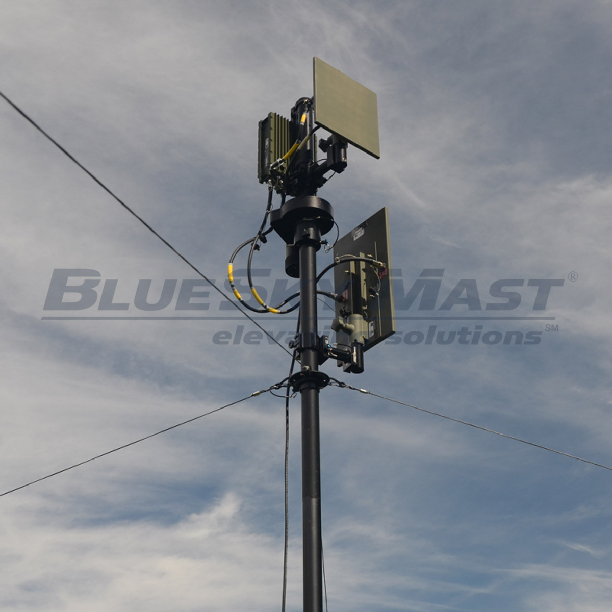 BlueSky Mast with tactical radio and wireless data payload, Tactical Communications