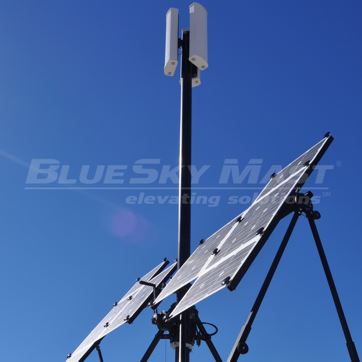 BlueSky Mast 350 Lift Series with portable power equipment