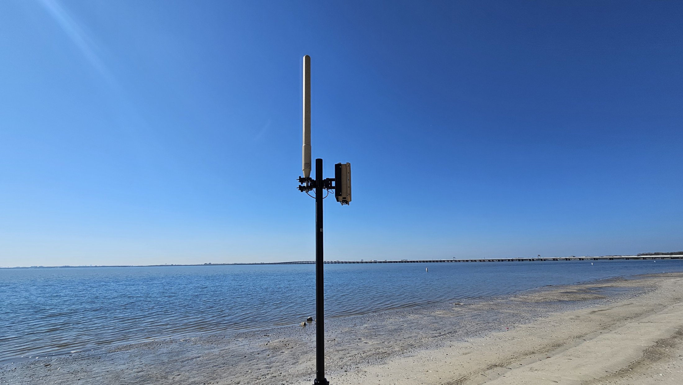 BlueSky Mast with tactical radio and wireless data payload, Tactical Communications