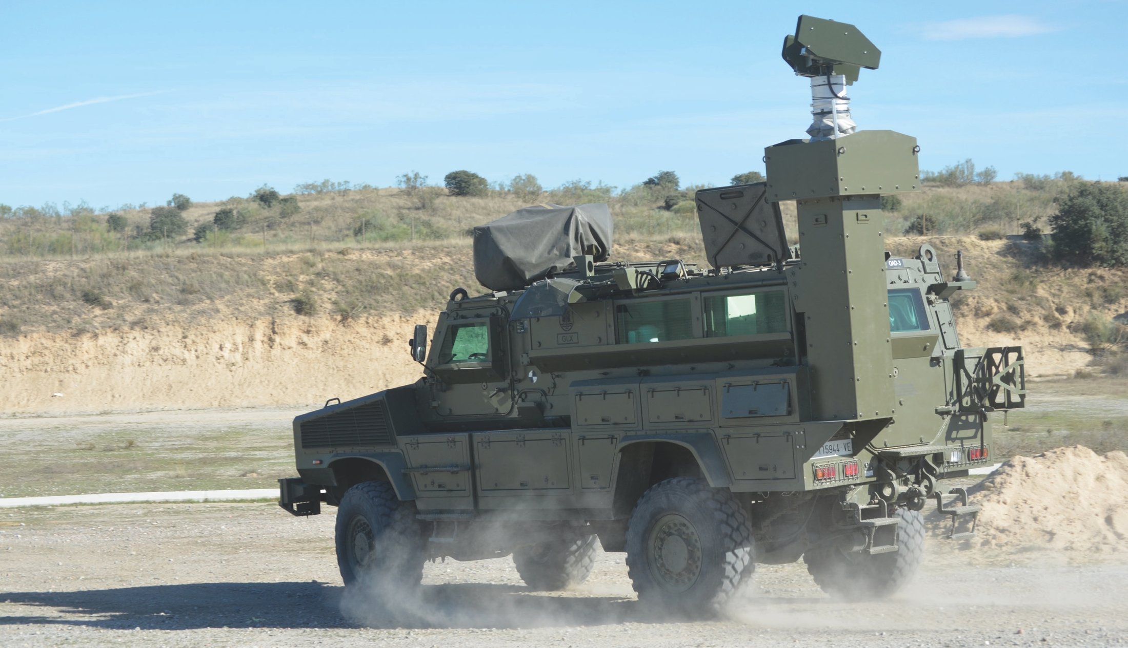 BlueSky Mast with surveillance camera or radar payload, ISR & Sensing