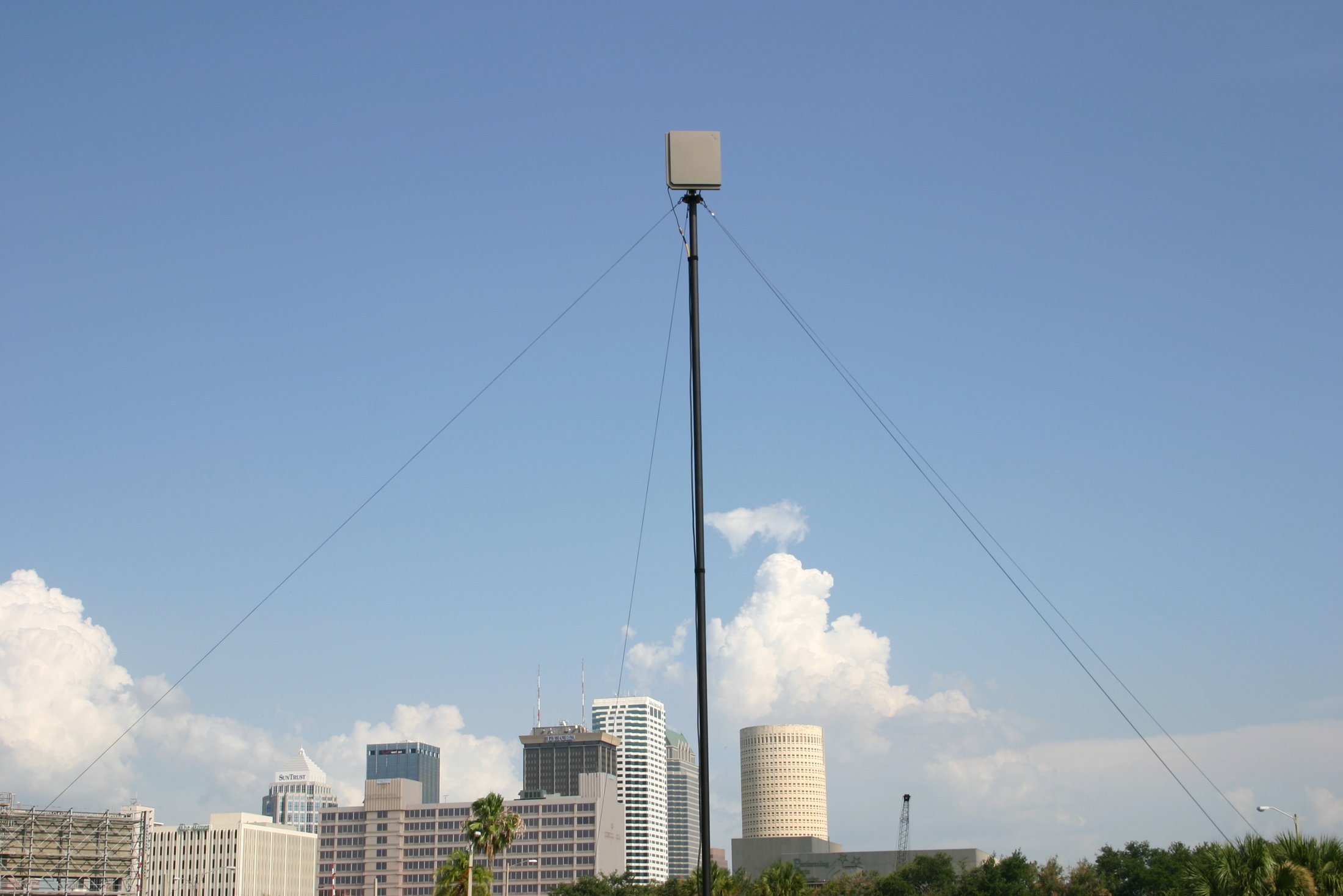 BlueSky Mast with tactical radio and wireless data payload, Tactical Communications