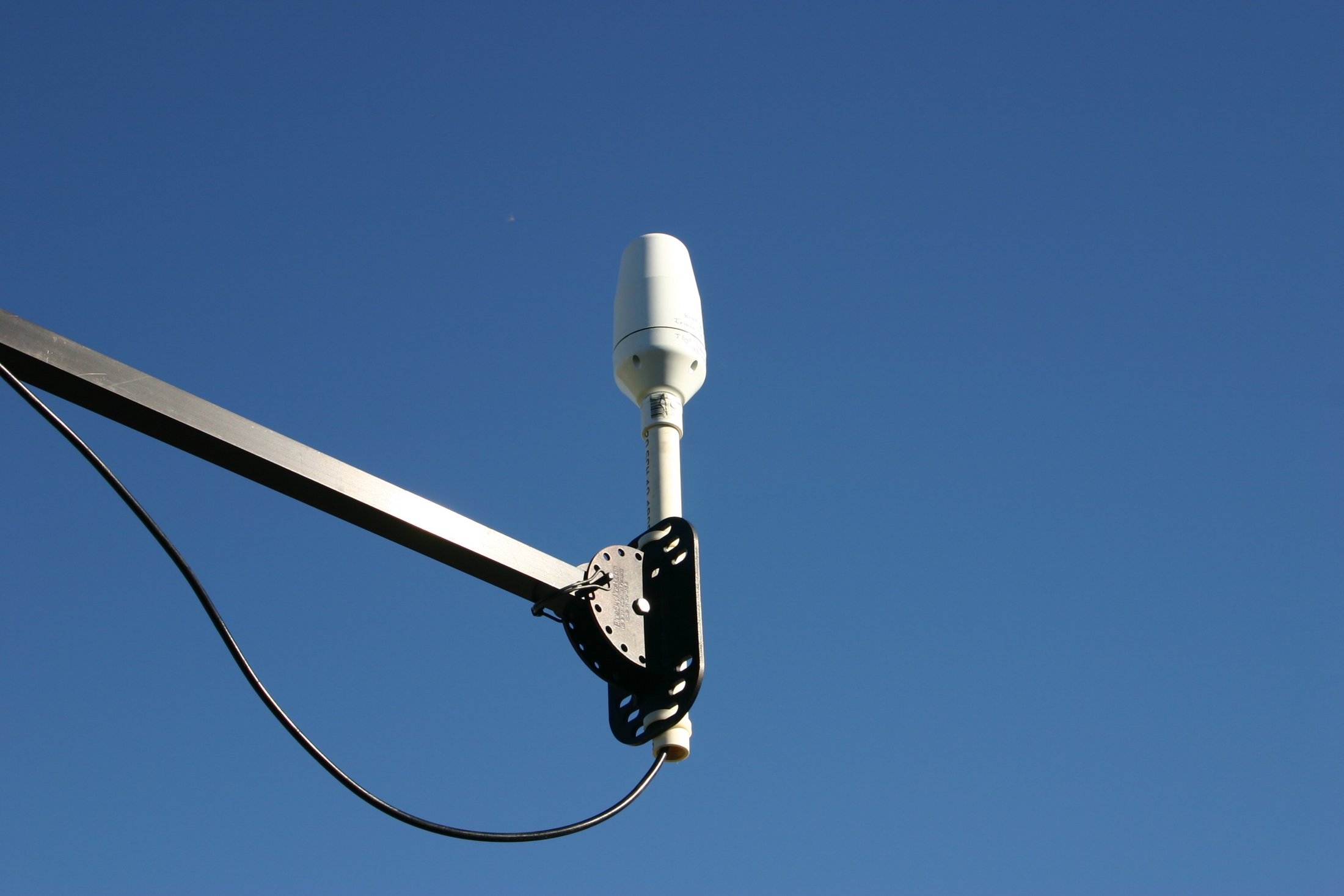 BlueSky Mast with product detail