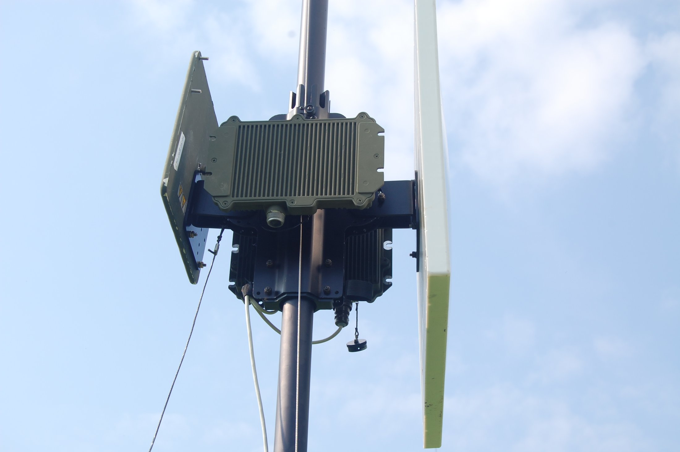BlueSky Mast with tactical radio and wireless data payload, Tactical Communications
