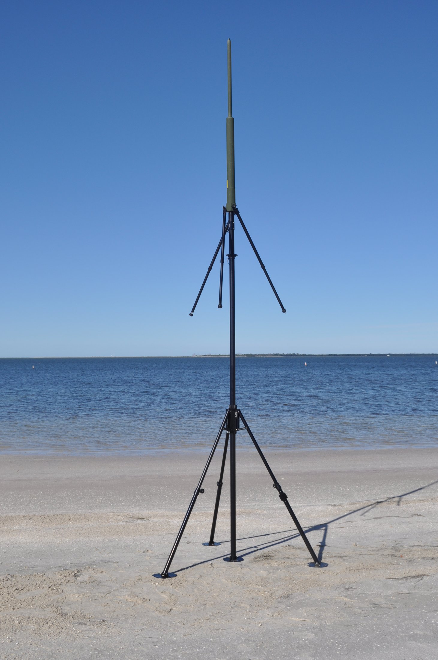 BlueSky Mast with tactical radio and wireless data payload, Tactical Communications