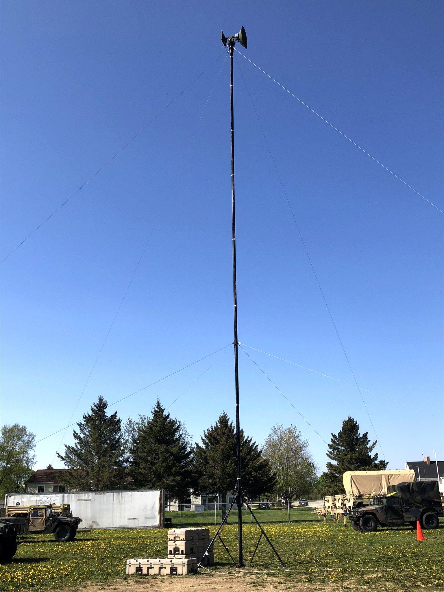 BlueSky Mast with tactical radio and wireless data payload, Tactical Communications