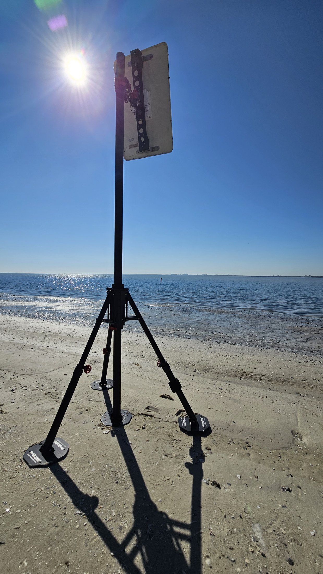 BlueSky Mast with tactical radio and wireless data payload, Tactical Communications