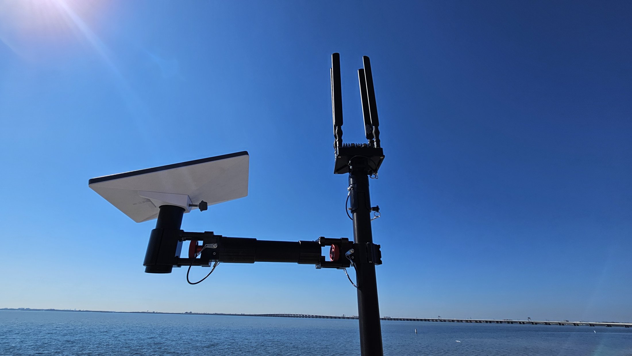 BlueSky Mast with tactical radio and wireless data payload, Tactical Communications