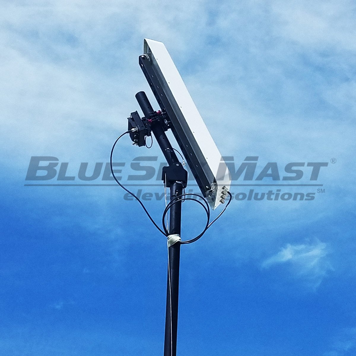 BlueSky Mast with tactical radio and wireless data payload, Tactical Communications