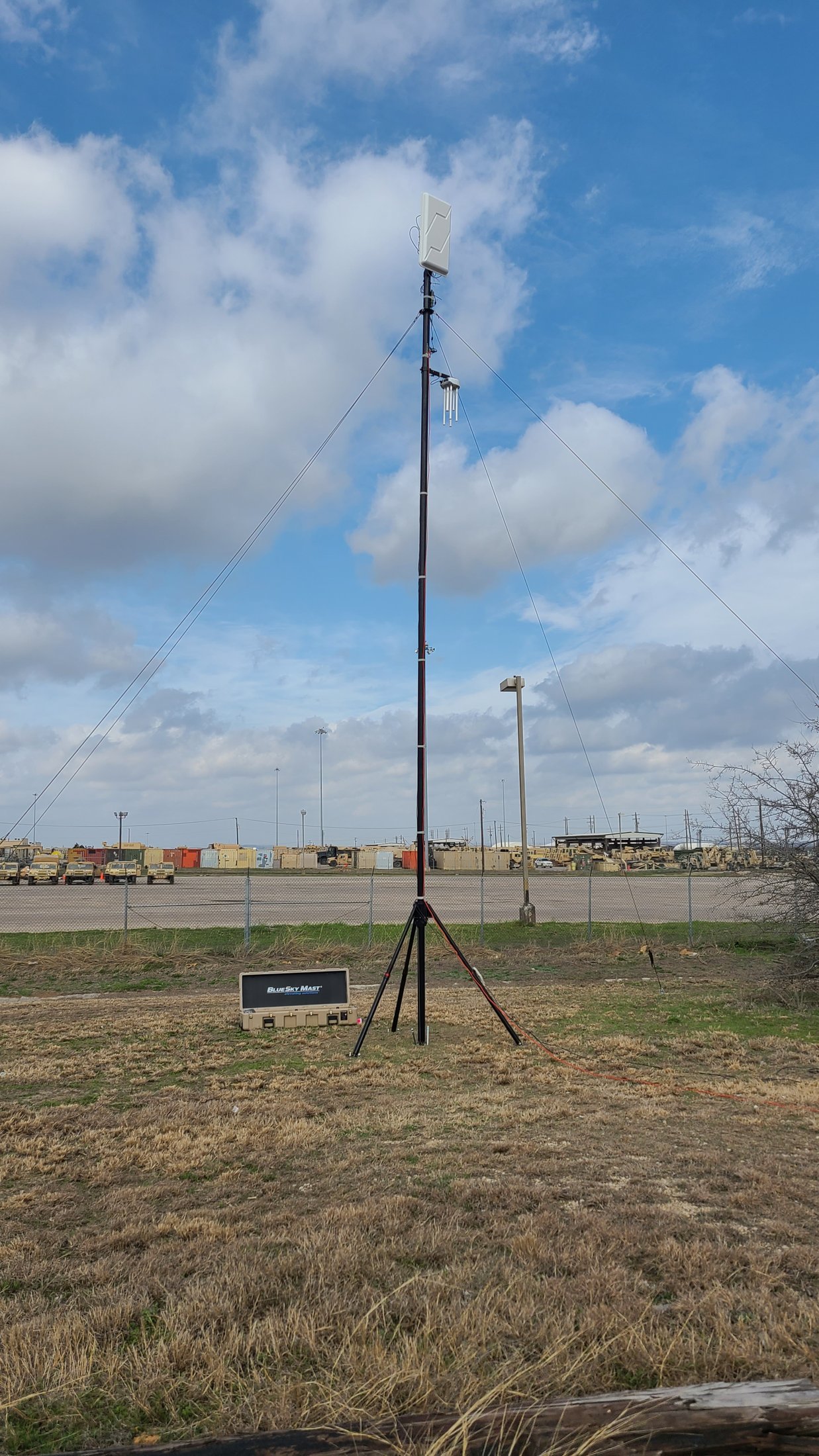 BlueSky Mast with tactical radio and wireless data payload, Tactical Communications