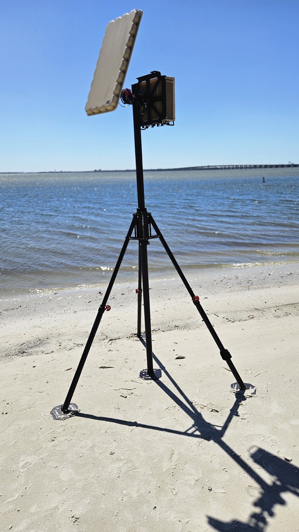 BlueSky Mast with tactical radio and wireless data payload, Tactical Communications