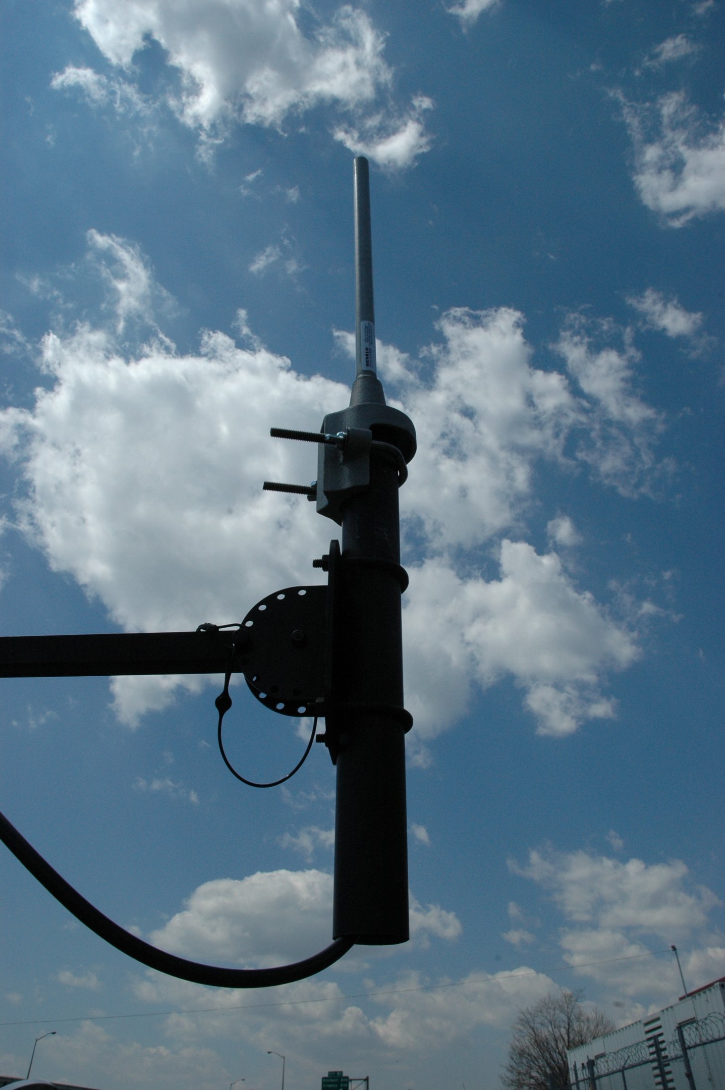 BlueSky Mast with tactical radio and wireless data payload, Tactical Communications