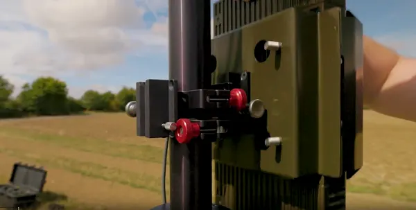 BlueSky Mast with CRFS DFH500 Direction Finding Antenna