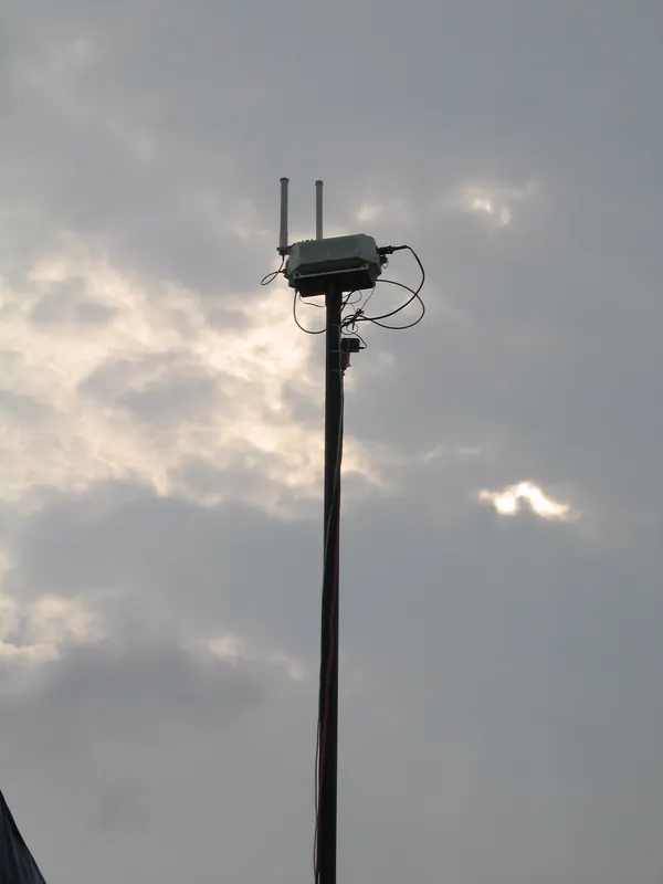 BlueSky Mast with tactical radio and wireless data payload, Tactical Communications