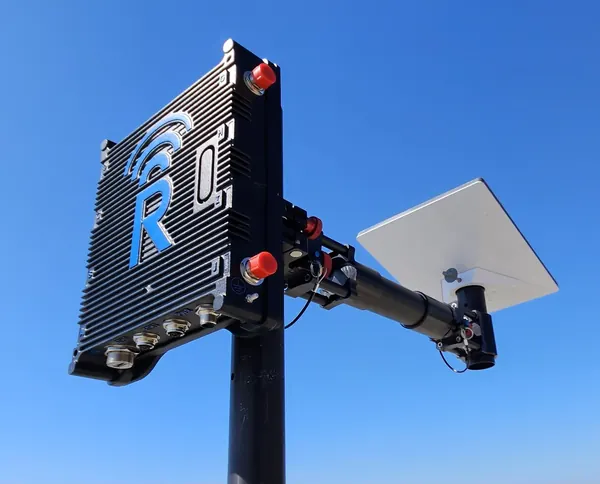 BlueSky Mast with tactical radio and wireless data payload, Tactical Communications