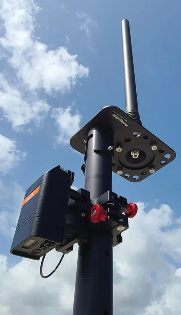 BlueSky Mast 200 Standard Series - AL1 with TrellisWare tactical radio, configuration diagram, tactical communications application
