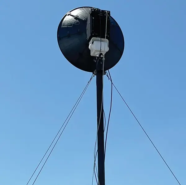 BlueSky Mast 350 Lift Series with Comtech COMET troposcatter terminal, configuration diagram, electronic warfare application