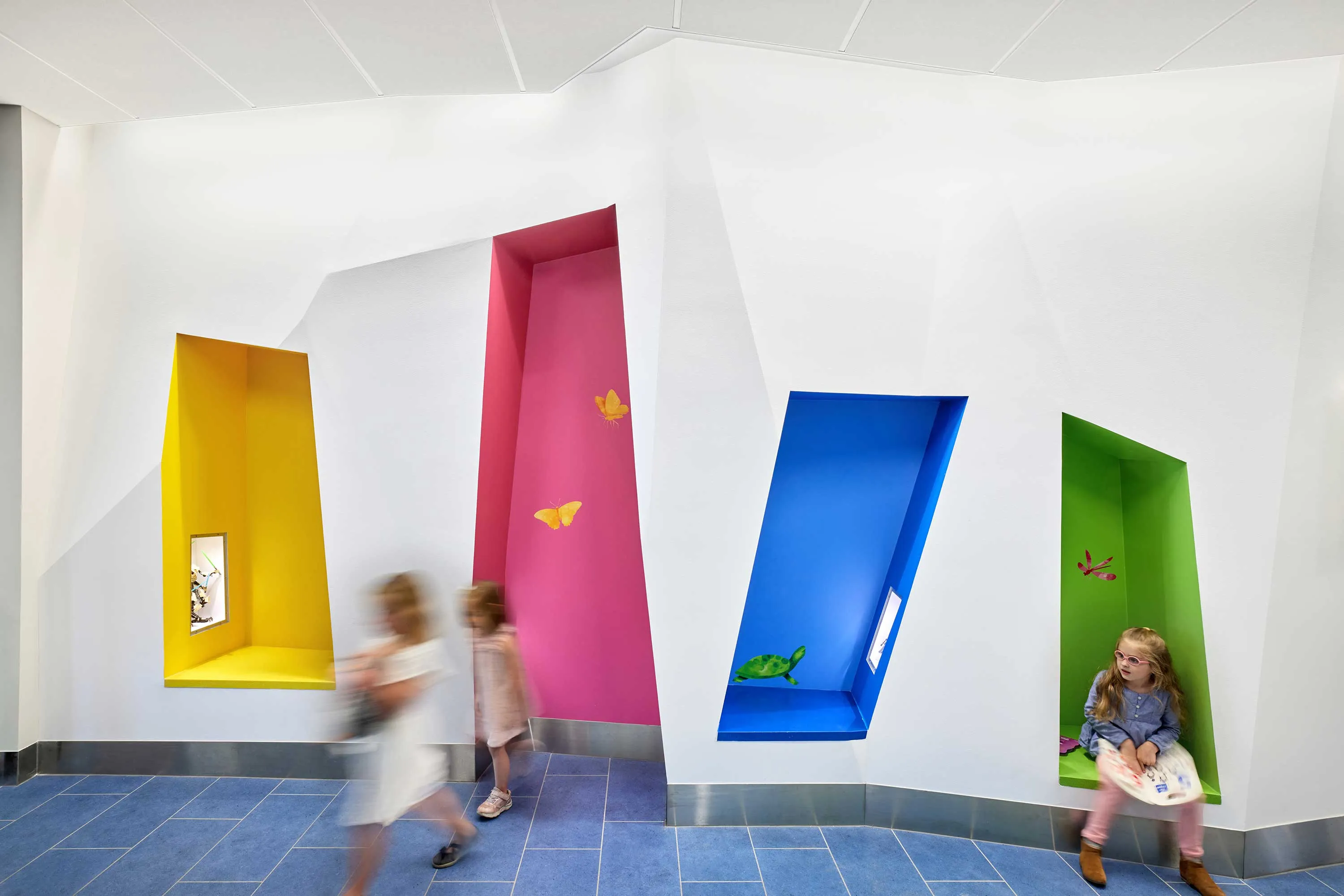 Color-coded floor wayfinding system, Wonder Tower Children's Hospital of Richmond