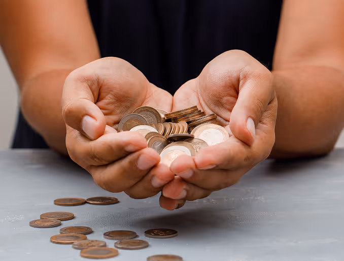 a man showing and motivating for donation