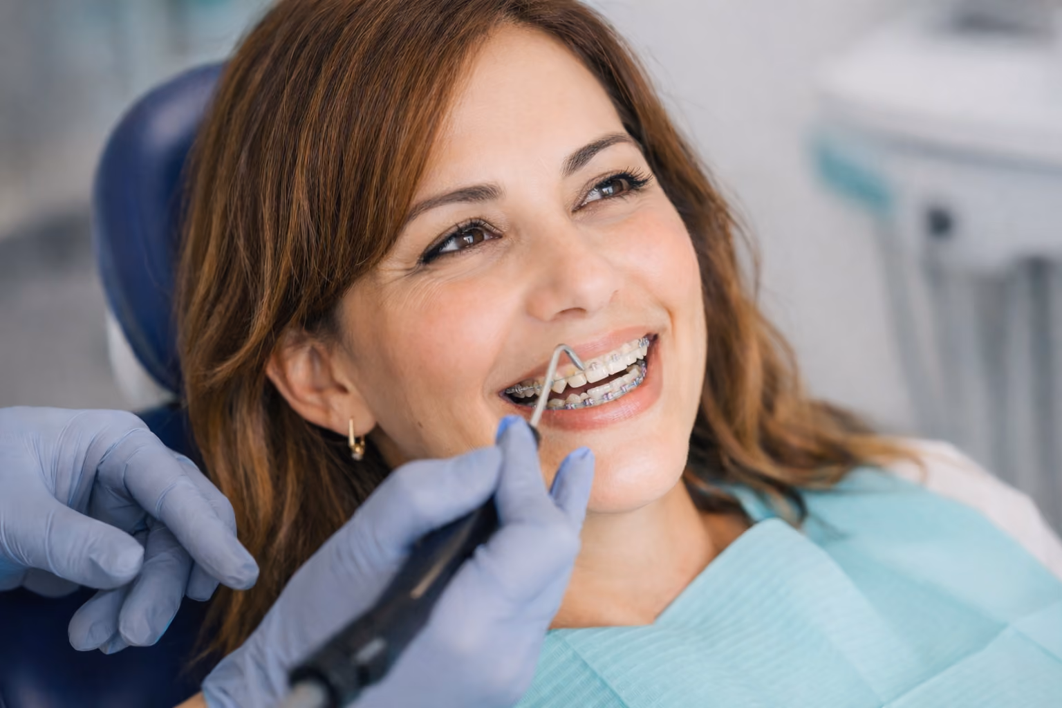  recepción de clínica Allo Dental en Tijuana para atención a pacientes de San Diego
