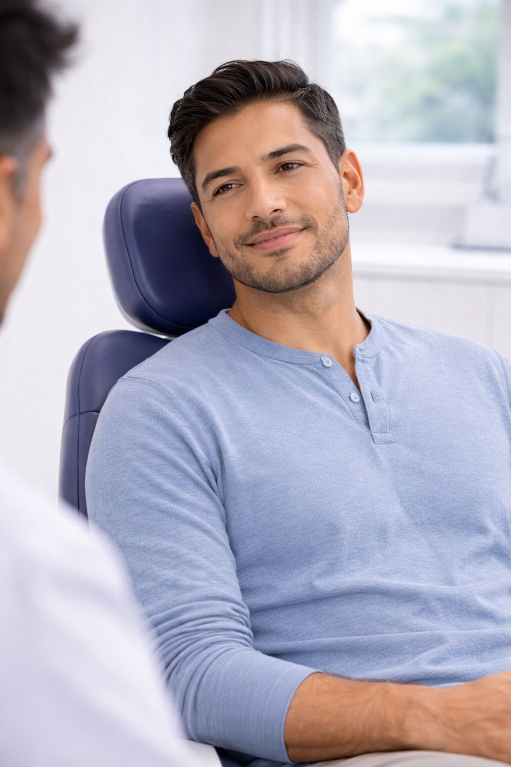 Consulta para protector bucal en paciente masculino adulto en clínica dental de Tijuana 