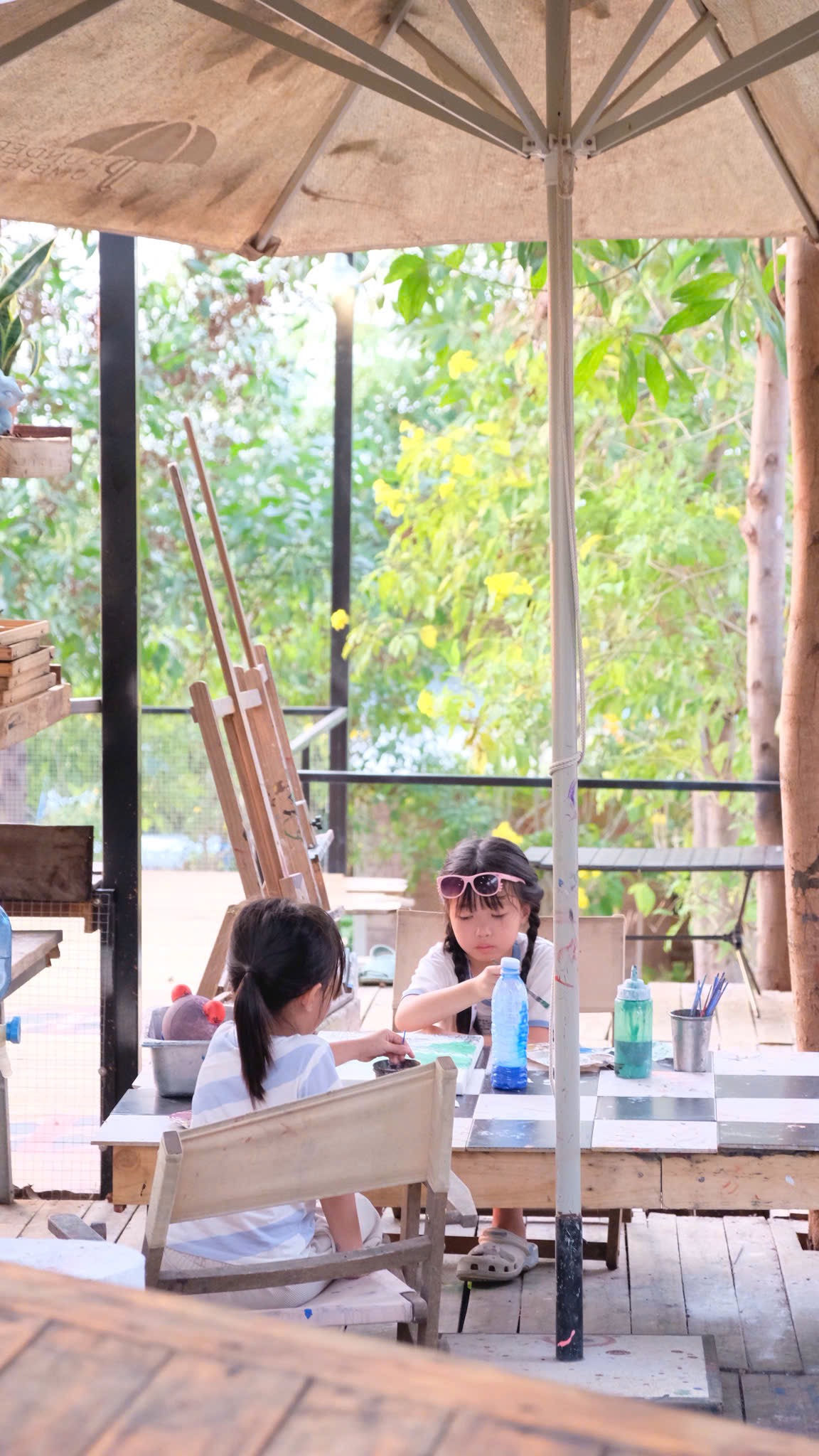  Hoạt động sáng tạo giúp bé thư giãn, ngủ ngon sau một ngày trải nghiệm ngoài trời tại khu nghỉ dưỡng yên tĩnh gần thiên nhiên