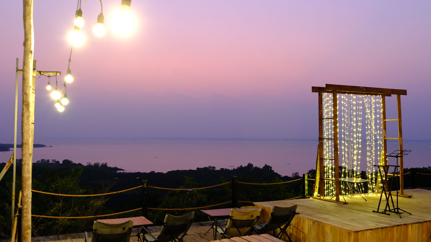 Hoàng hôn tại Panorama Glamping hồ Trị An – không gian glamping gần Sài Gòn yên tĩnh, lãng mạn, thích hợp cho outing công ty và nghỉ dưỡng trong lành.