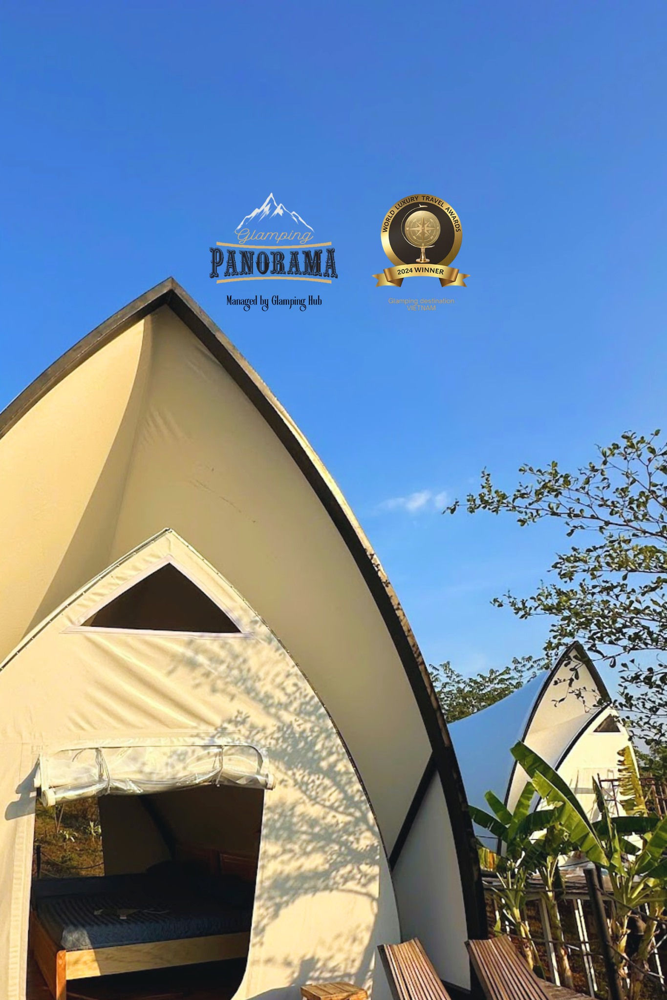 Lều Opera tại Panorama Glamping – thiết kế mái vòm đặc trưng, có mái trượt thích ứng thời tiết, nằm trên sườn đồi cao hướng hồ Trị An.