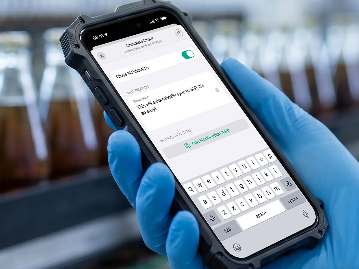 A technician completing a work order using FastWork and Arkyn's FastCloud SAP integration engine for SAP EAM maintenance