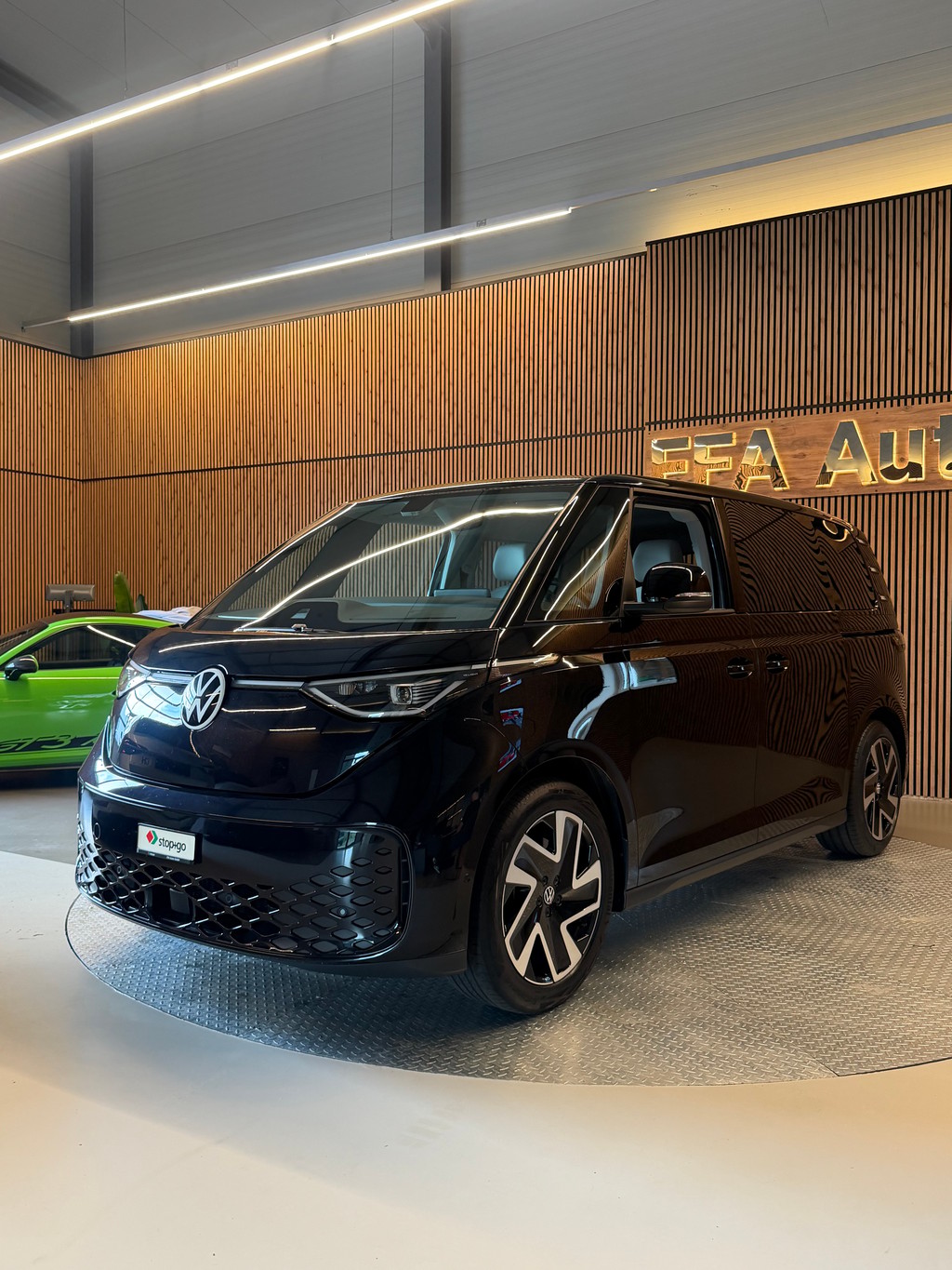 VW ID.Buzz Bus 77kWh Pro
