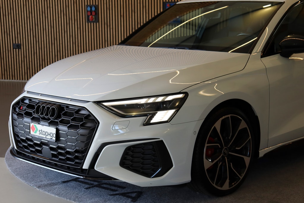 Audi S3 Limousine 2.0 TFSI quattro S-Tronic