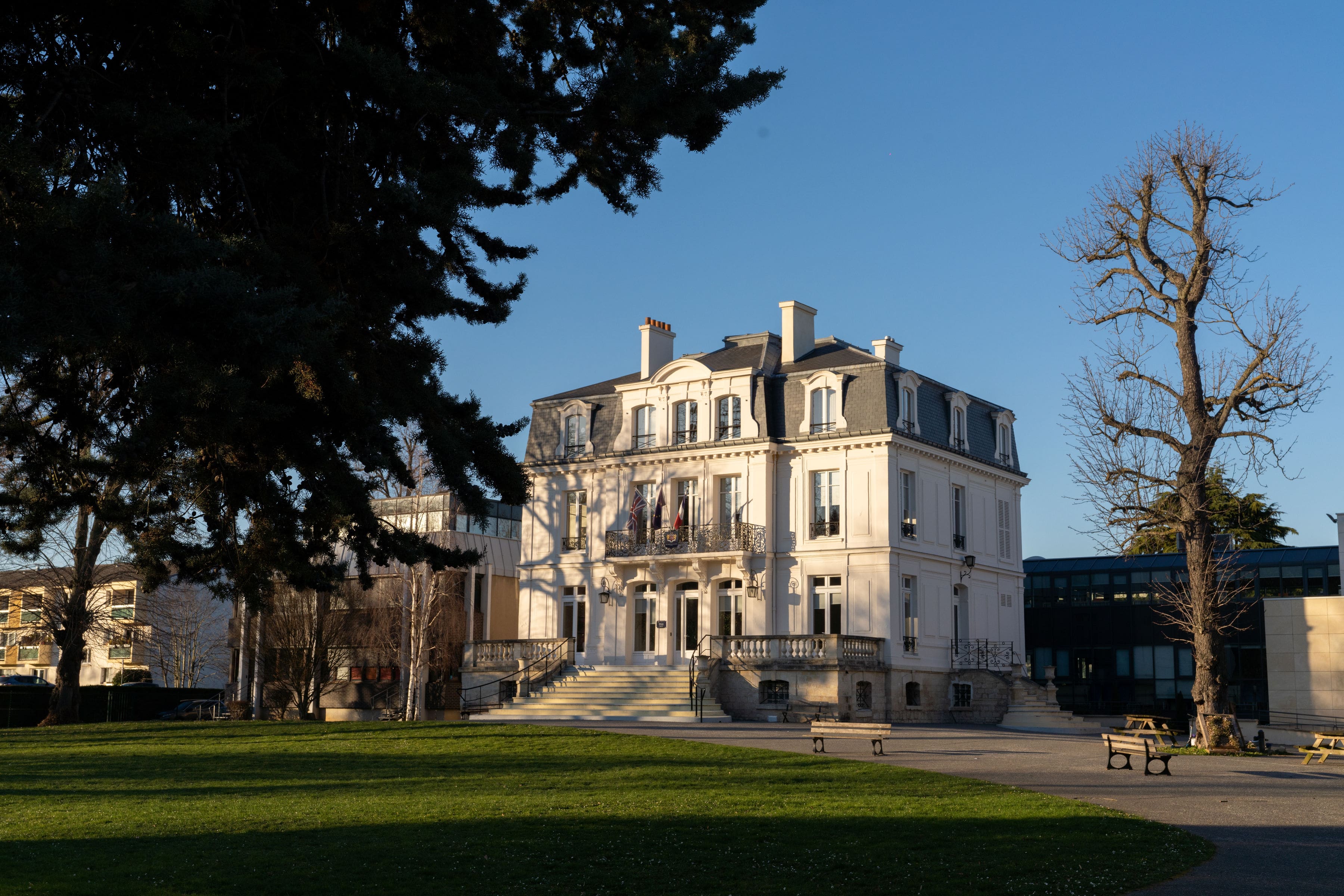 Feel Good Films filming an independent school in Paris