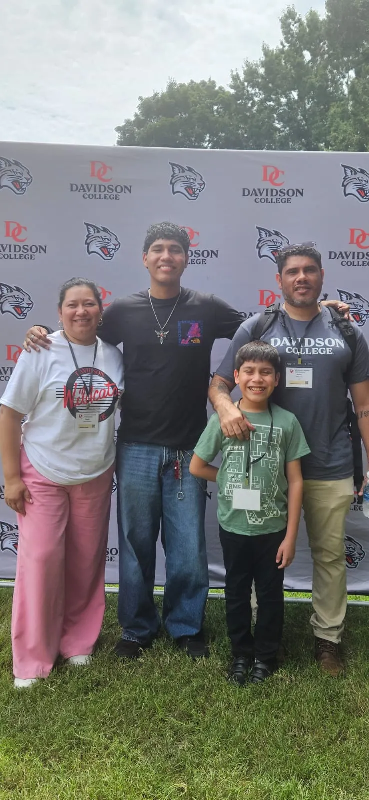 Student and family on move-in day at Davidson College
