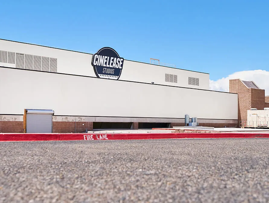 Cinelease Studios – Albuquerque is a 500,000 sq ft, full-service production facility on a 50-acre lot, built to support major film and TV projects in the heart of New Mexico’s booming production scene.
