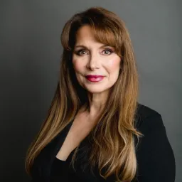 Christine Cederquist, Realty ONE Group Lifestyle Homes, Old Bridge NJ real estate agent