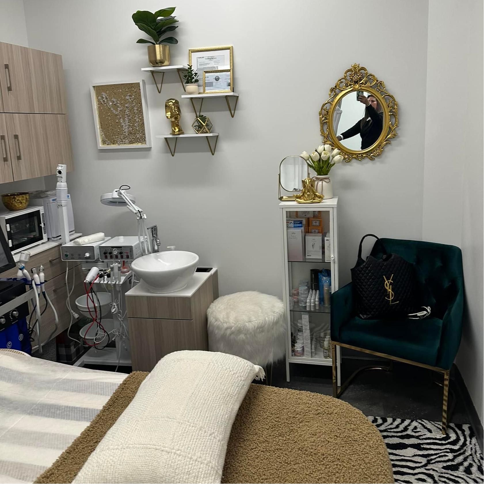 Healthcare professional holding a digital shield with a medical cross, representing secure, modern healthcare marketing services and digital solutions by Veewz.