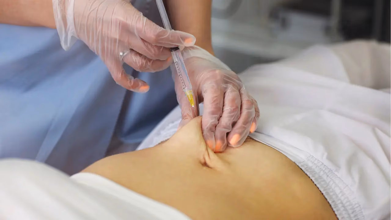 Fat dissolving injections