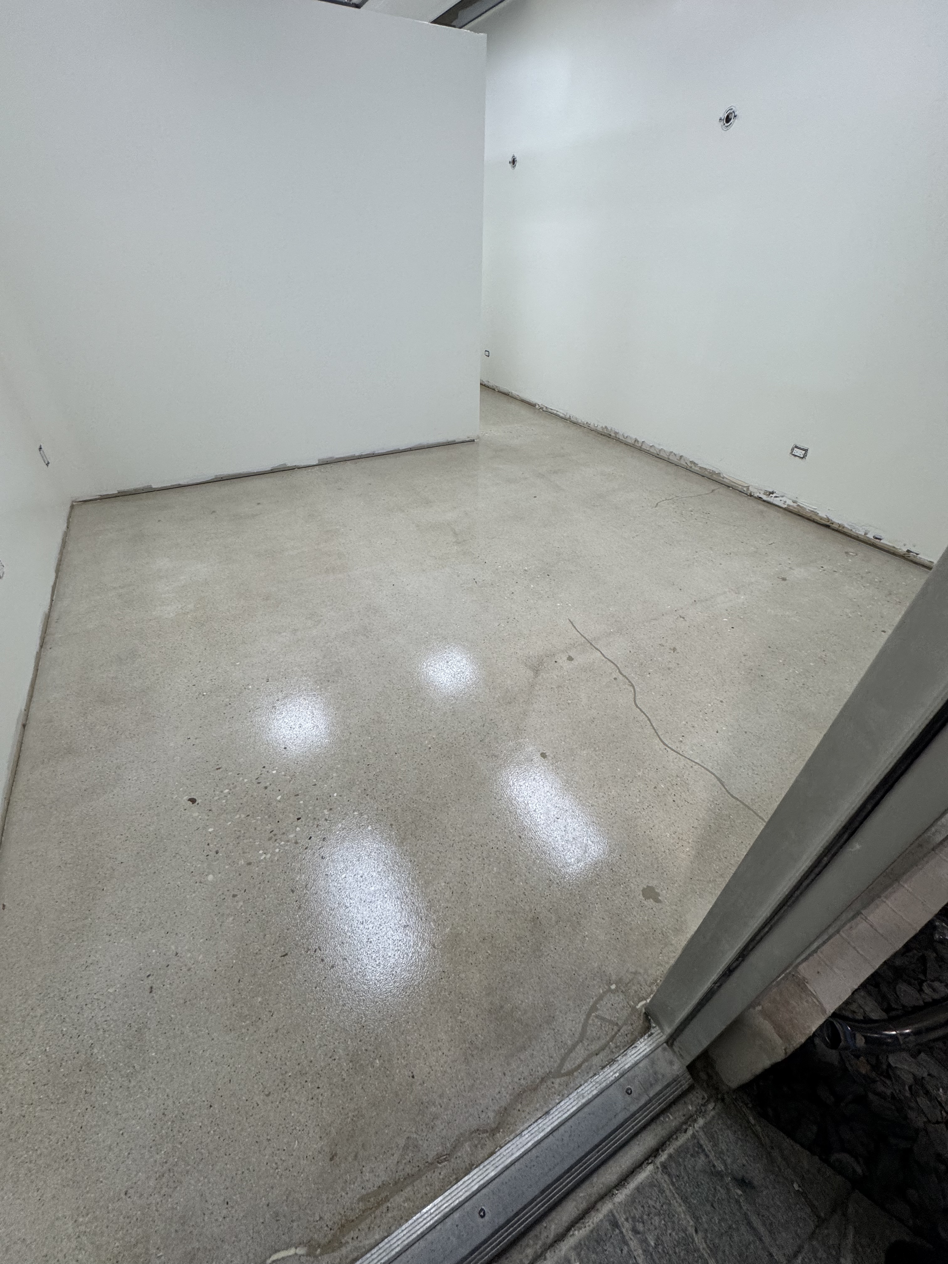 Polyaspartic Floor Coating