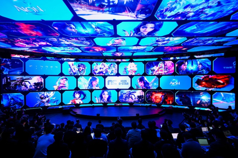 Dome LED theater installation at NCSOFT G-STAR 2025 featuring curved LED panels displaying game content