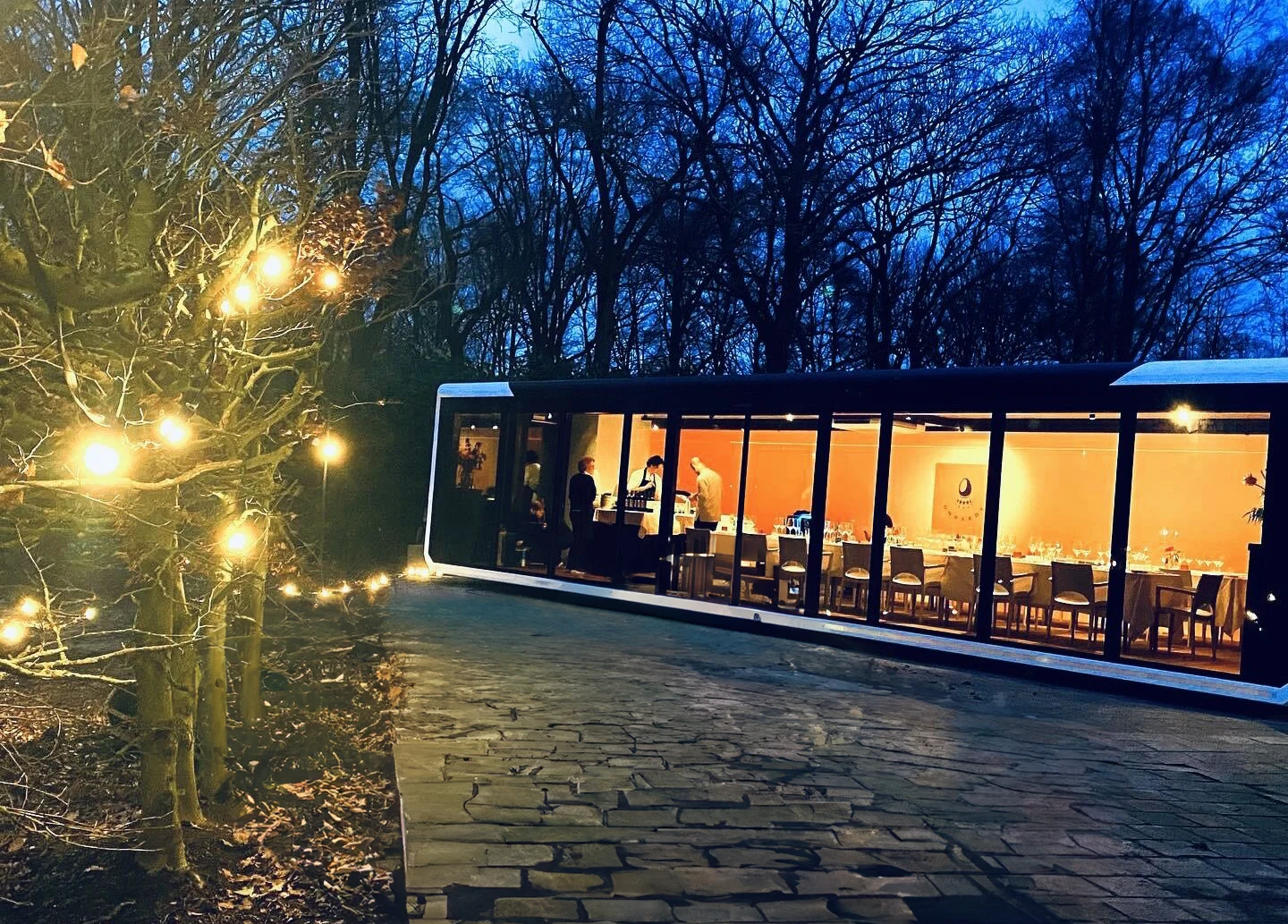 Mobile kitchen trailers