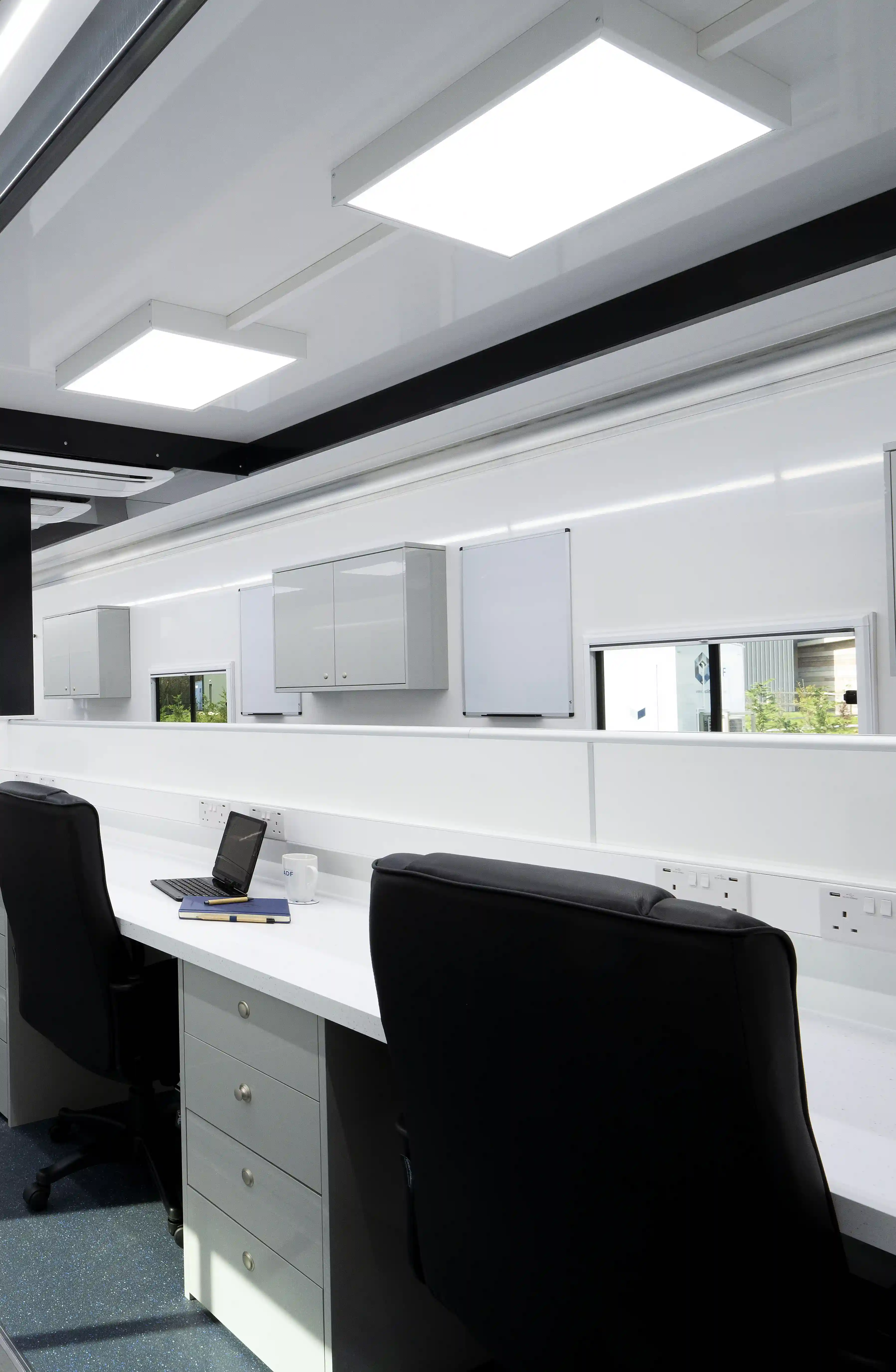 Tráiler de Inside of a possible film set