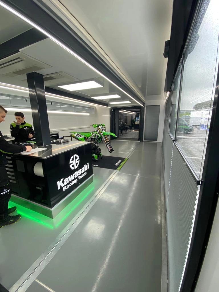 Expandable Race Trailer