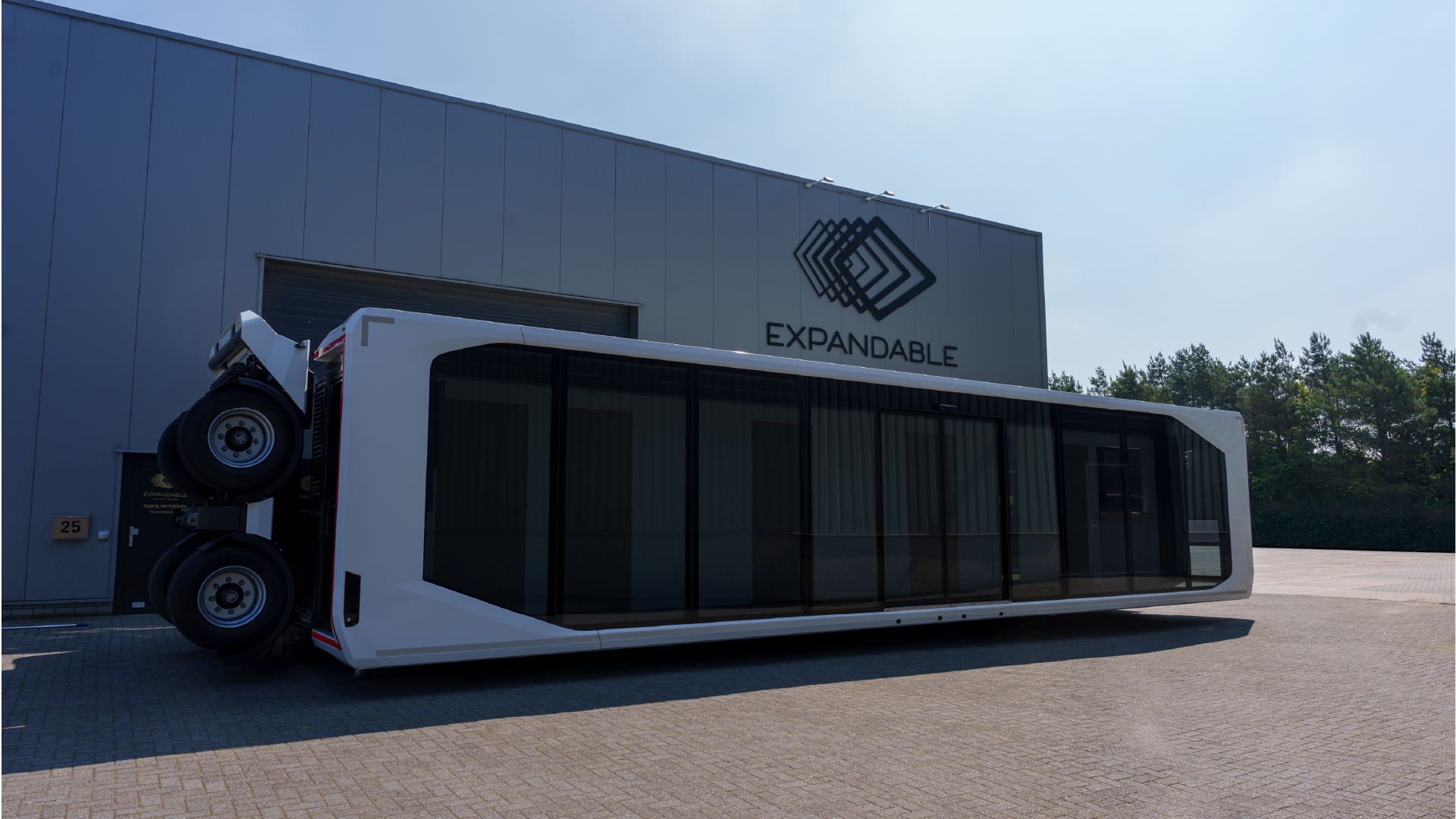 Expandable Touchdown Mobile Workspace 2024 Edition