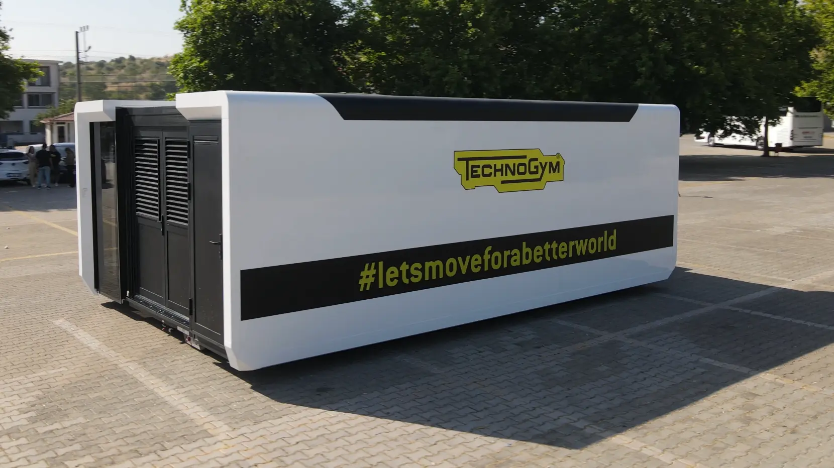 Expanded Expandable trailer from front view