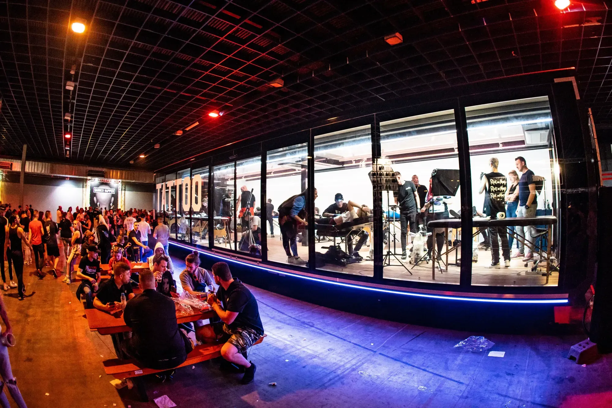 Expandable Mobile Barbershop – A Premium Barbershop on Wheels for On-the-Go Grooming