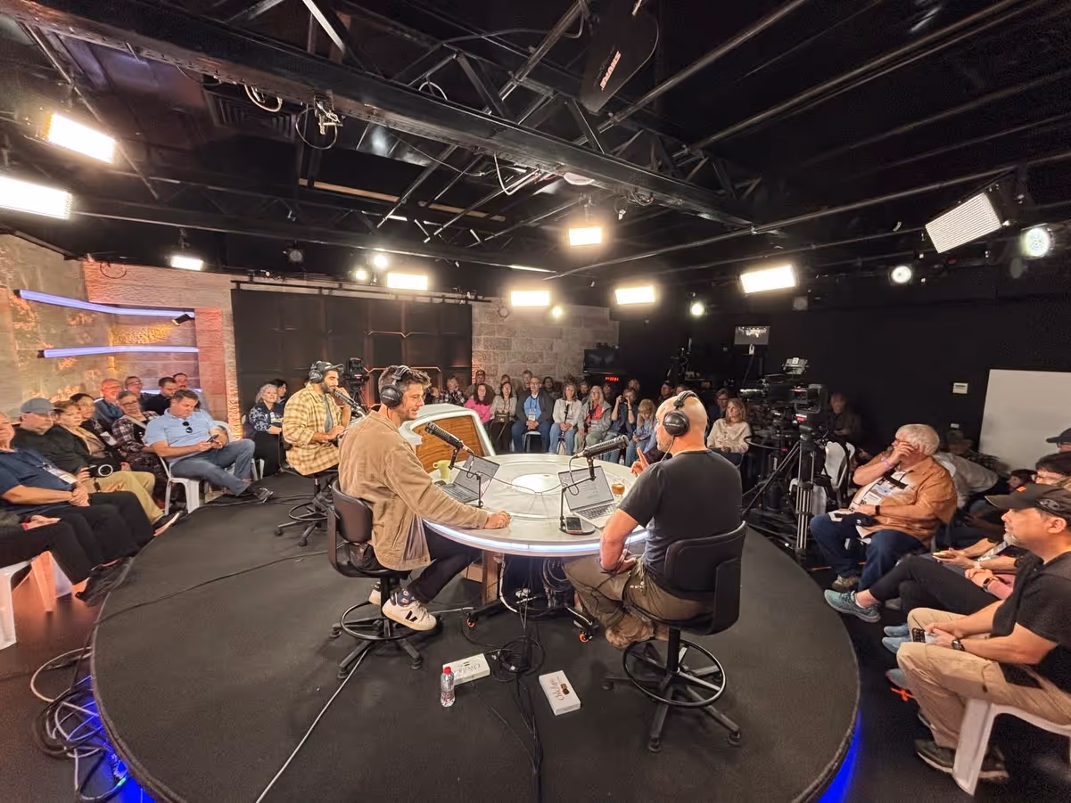studio B
