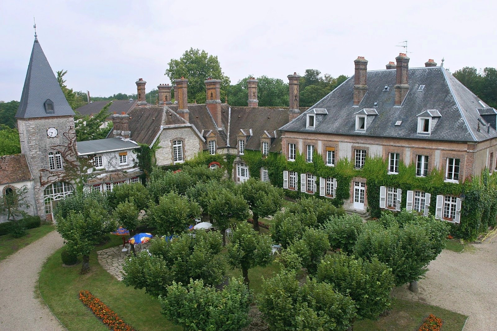 EHPAD Le Château de Villeniard – emeis
