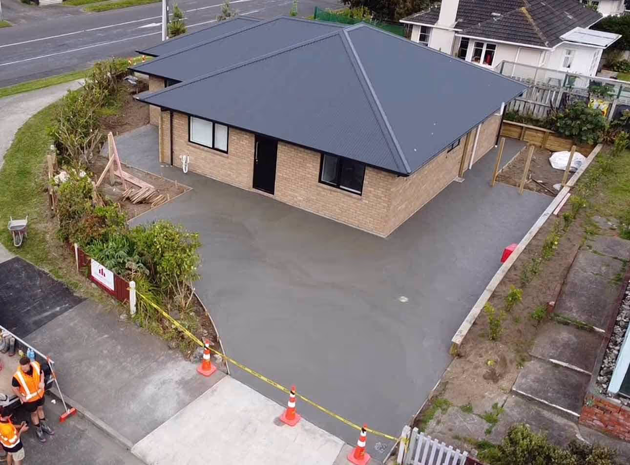Fleetline Diggers in Whanganui offer groundworks services including clearing sections to preparing concrete building pads and creating driveways.