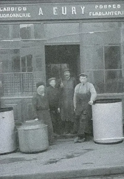 Ancienne photo de la famille ayant foné les établissements eury en 1889