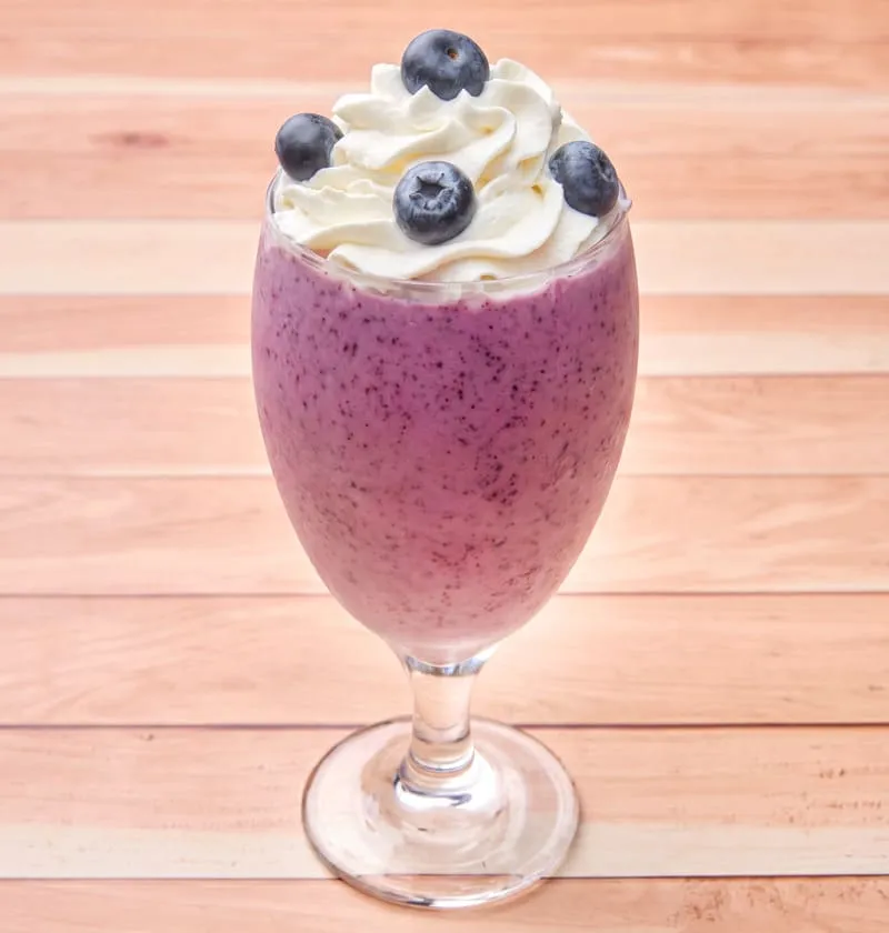 A fruity blend of blueberries and bananas.